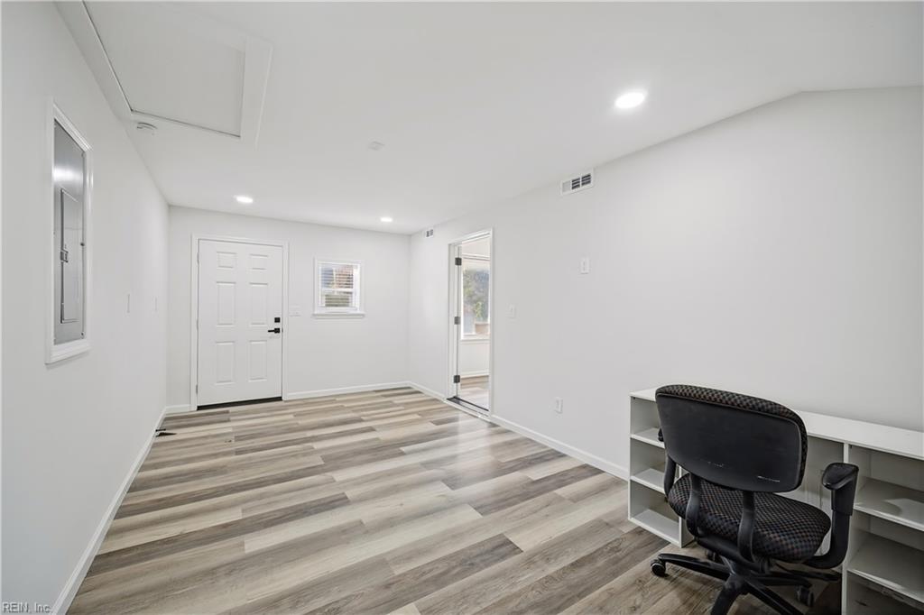 5948 Greenwich Ave Ave Property Photo 13