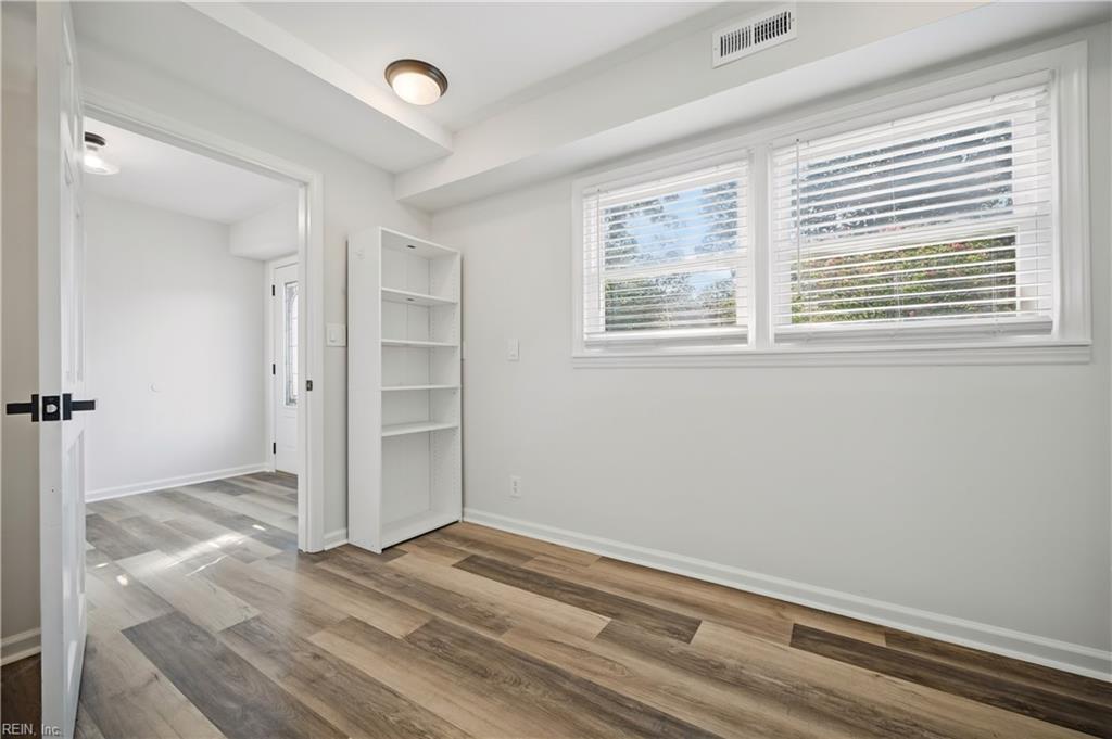 5948 Greenwich Ave Ave Property Photo 17