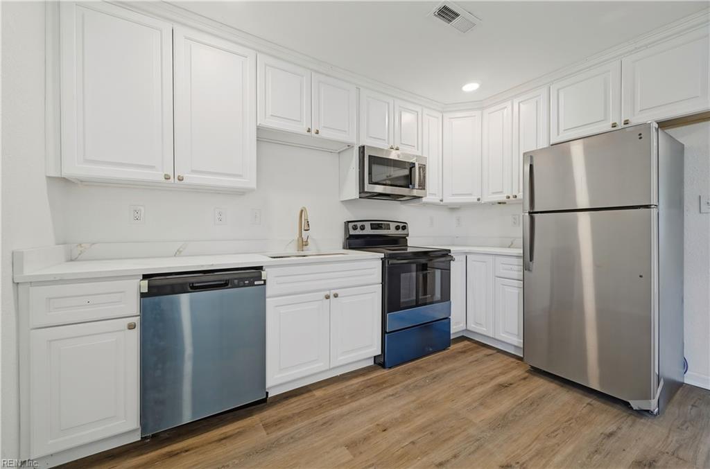 123 Ash Ave Property Photo 8