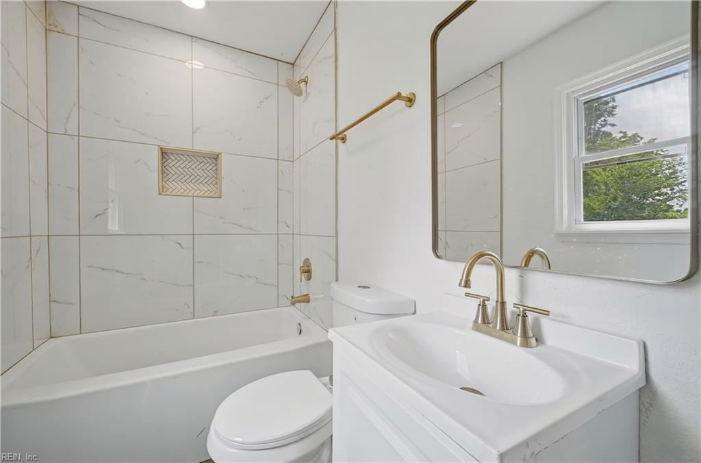 123 Ash Ave Property Photo 16
