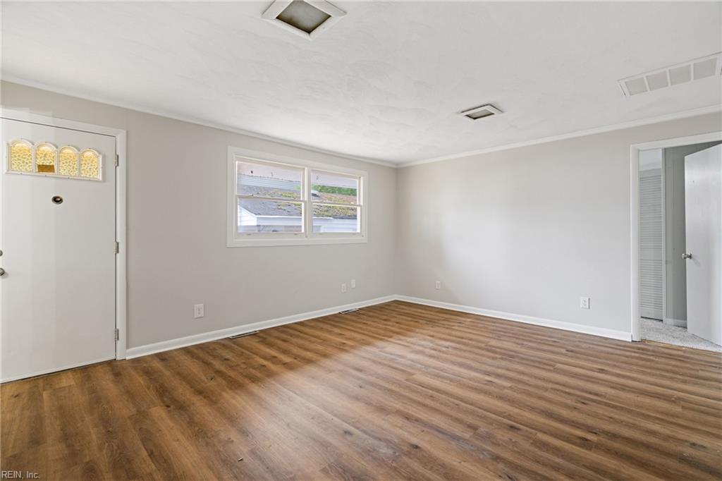 3601 Winchester Dr Property Photo 2