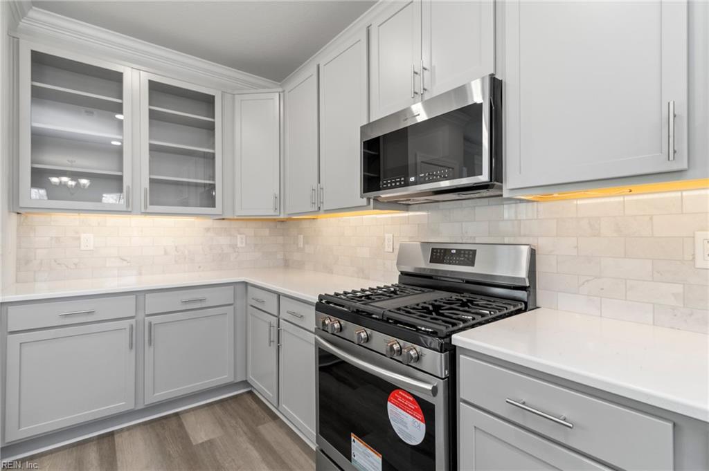 5025 Duxbury Rd Property Photo 8