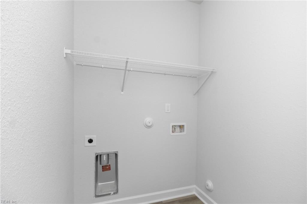 5025 Duxbury Rd Property Photo 12