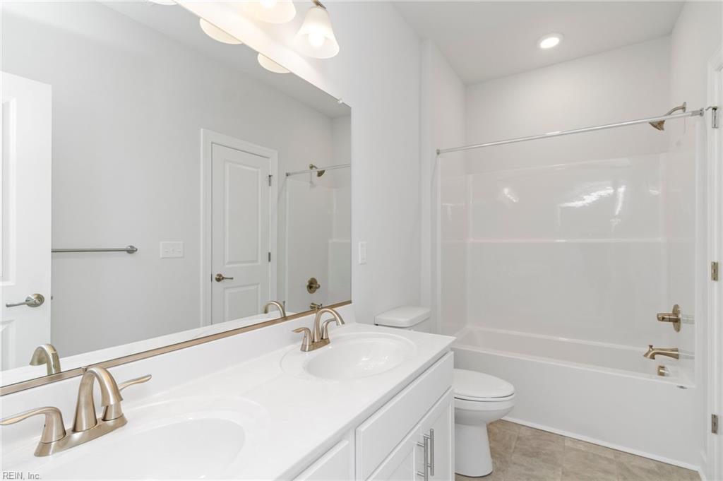 5025 Duxbury Rd Property Photo 20