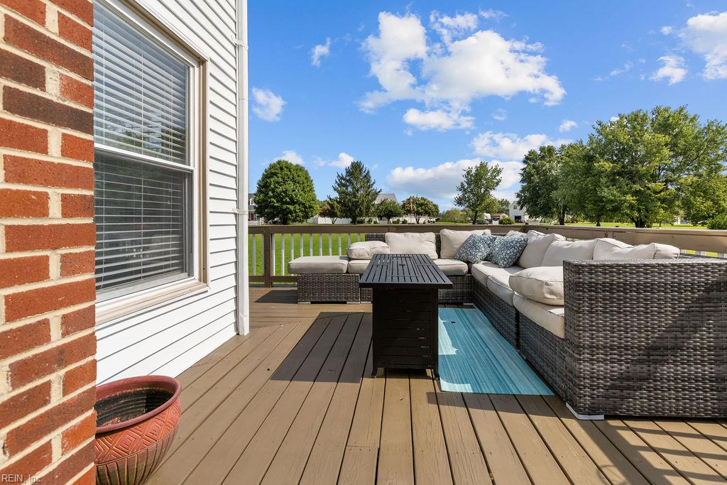 101 Fleetney Cir Property Photo 11