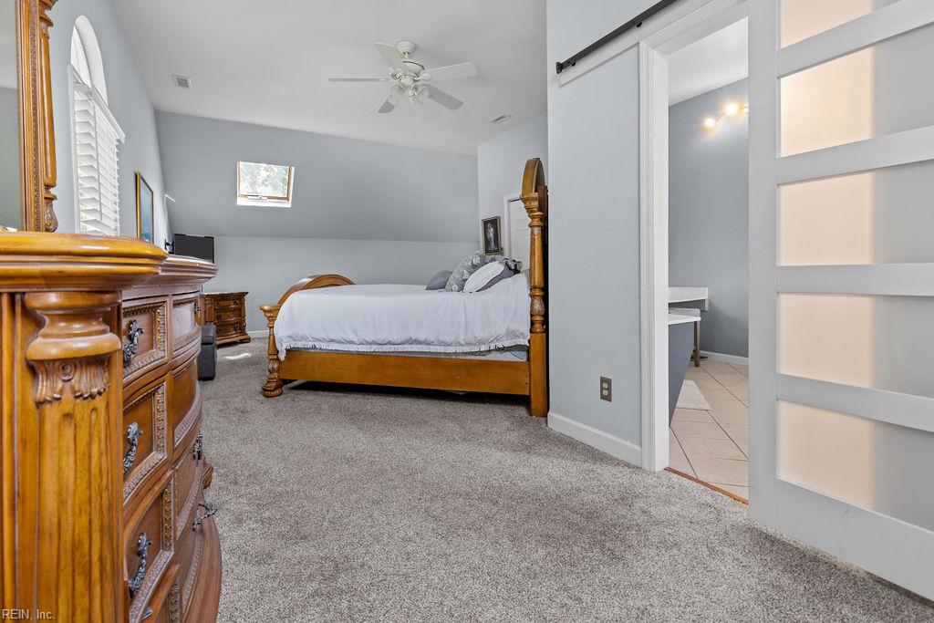 101 Fleetney Cir Property Photo 27
