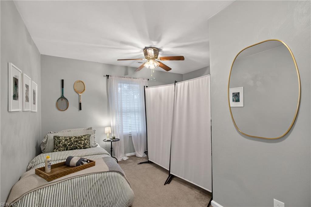 1646 Croyden Rd Property Photo 27