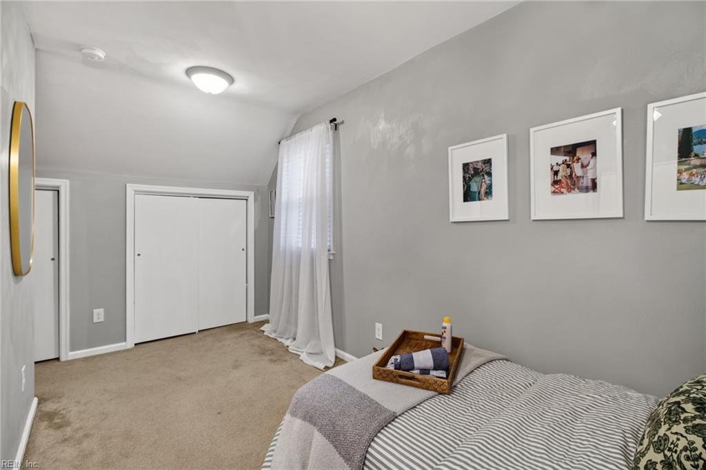 1646 Croyden Rd Property Photo 28