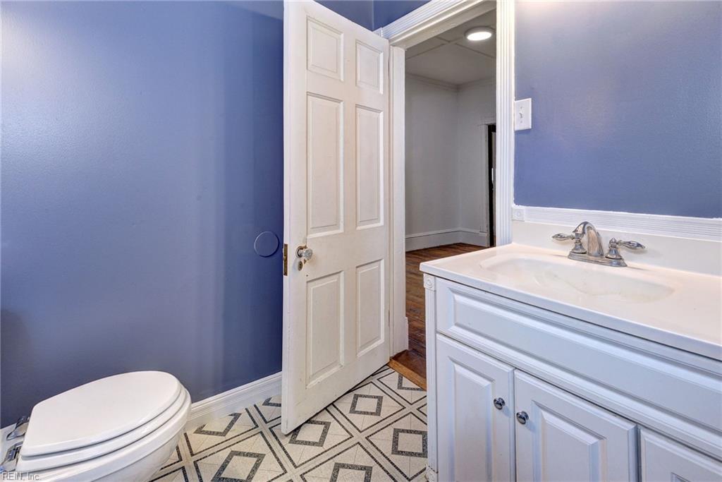 110 Peninsula St Property Photo 21