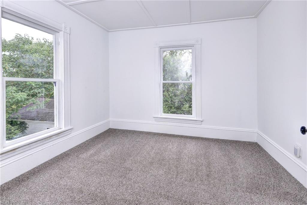 110 Peninsula St Property Photo 24