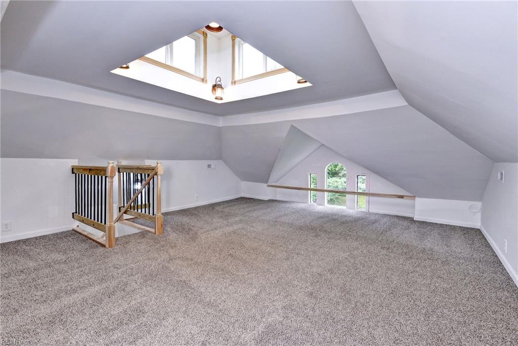 110 Peninsula St Property Photo 26
