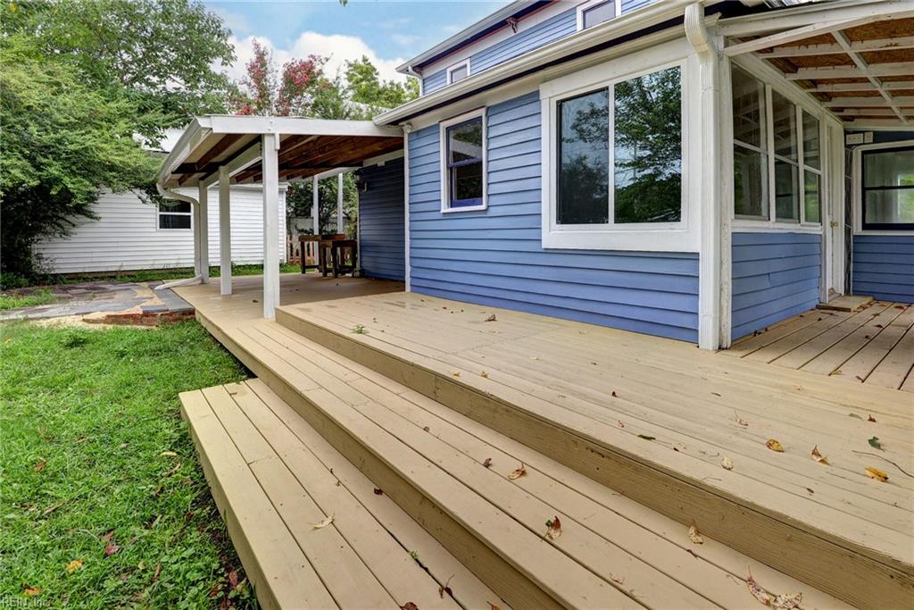 110 Peninsula St Property Photo 37