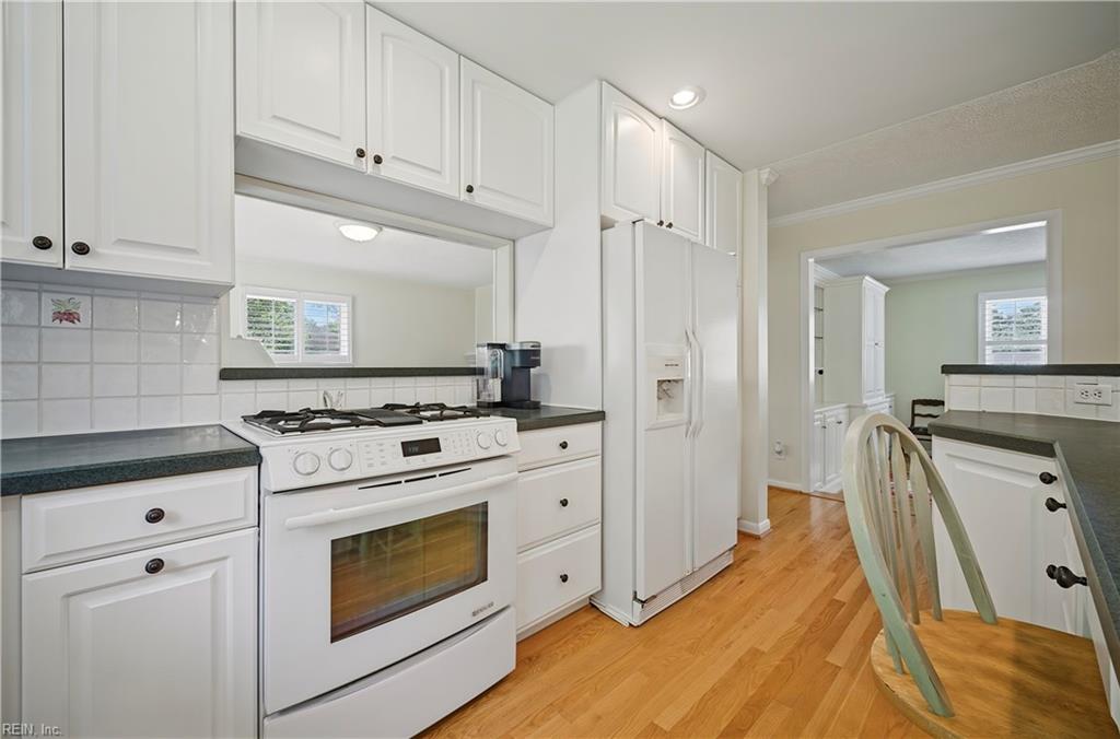 2301 Sibley Ct Property Photo 15