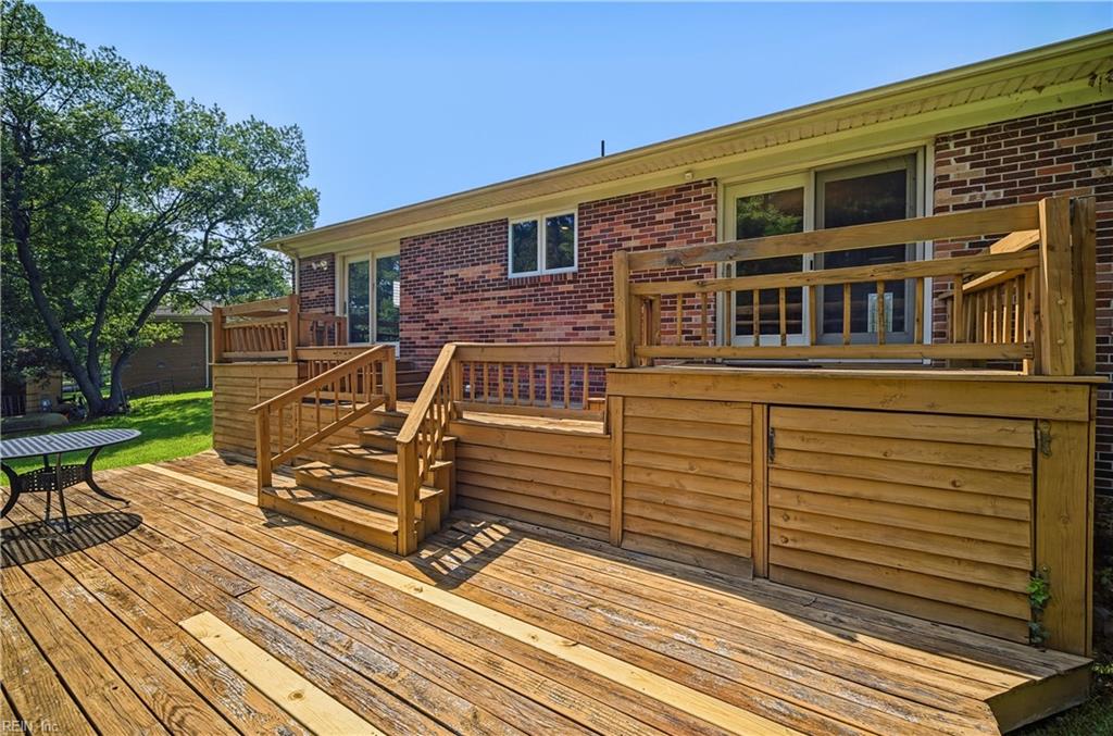 2301 Sibley Ct Property Photo 39