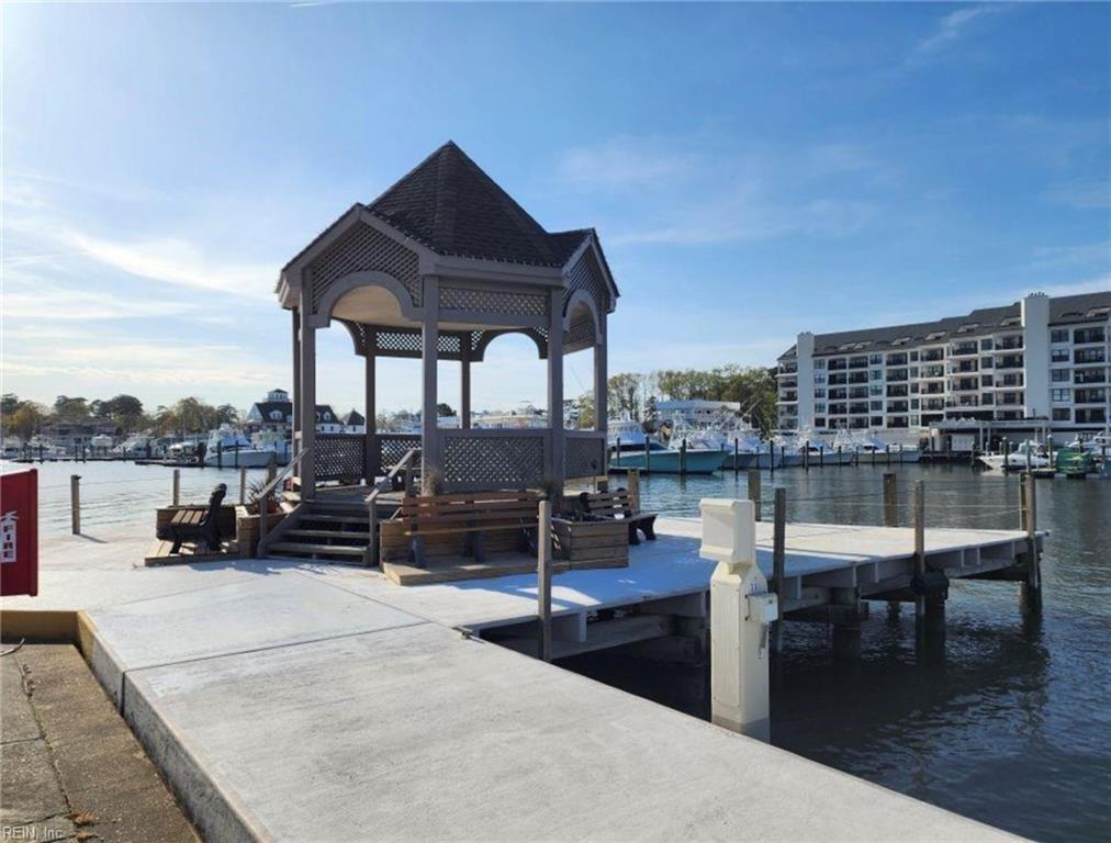 405 Harbour Point Pt Property Photo 6