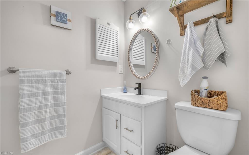 405 Harbour Point Pt Property Photo 26