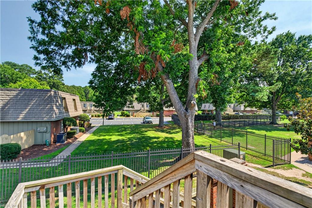 130 Saw Grass Bnd Property Photo 21