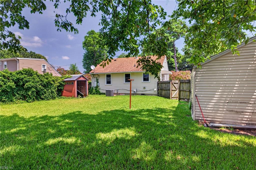 2425 Grandy Ave Property Photo 19