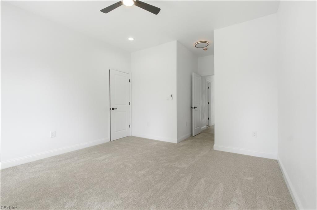 746 Johnson Ave Property Photo 20