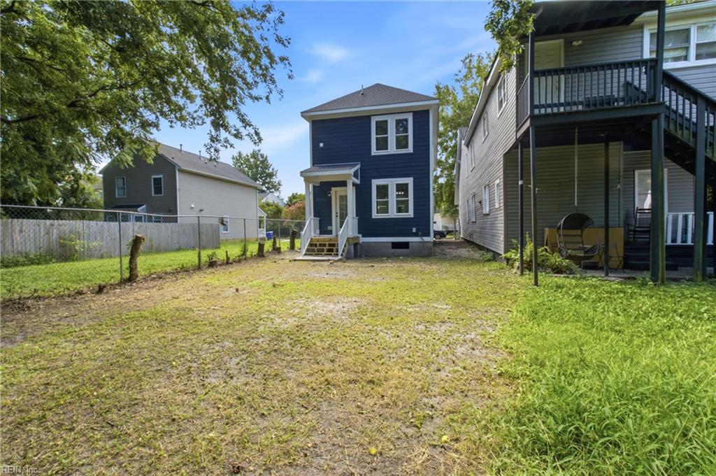 746 Johnson Ave Property Photo 30