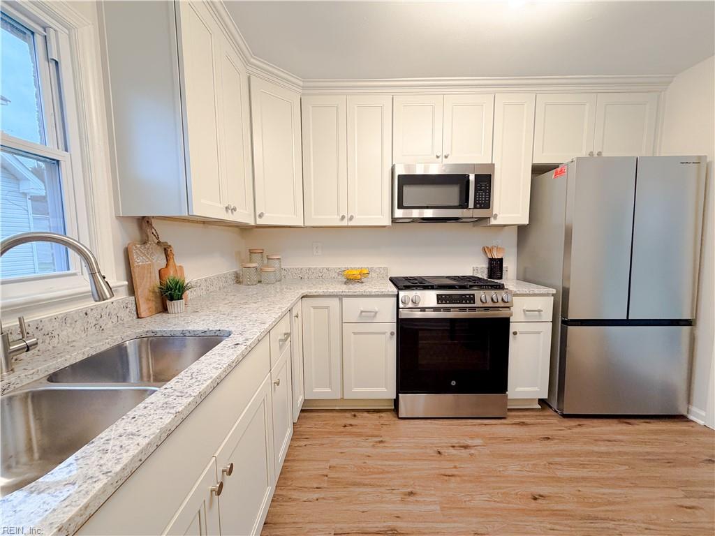 5720 Dunkin St Property Photo 6