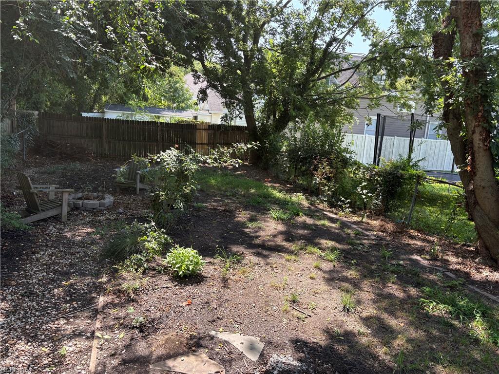 904 N Mallory St Property Photo 4