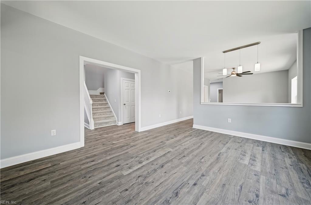 5101 James St Property Photo 2