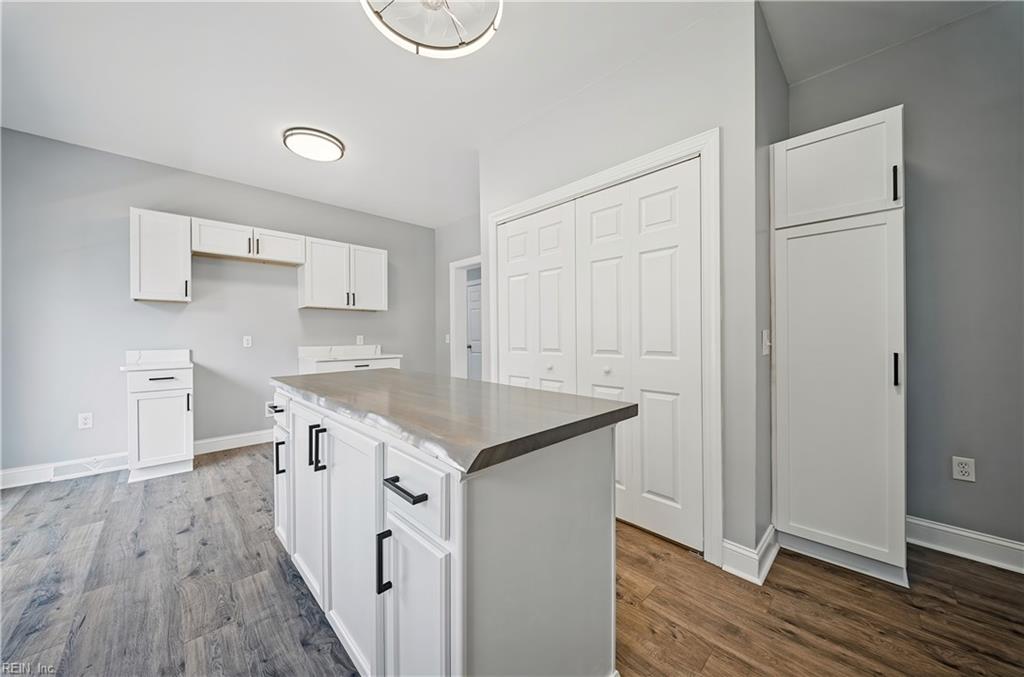5101 James St Property Photo 10