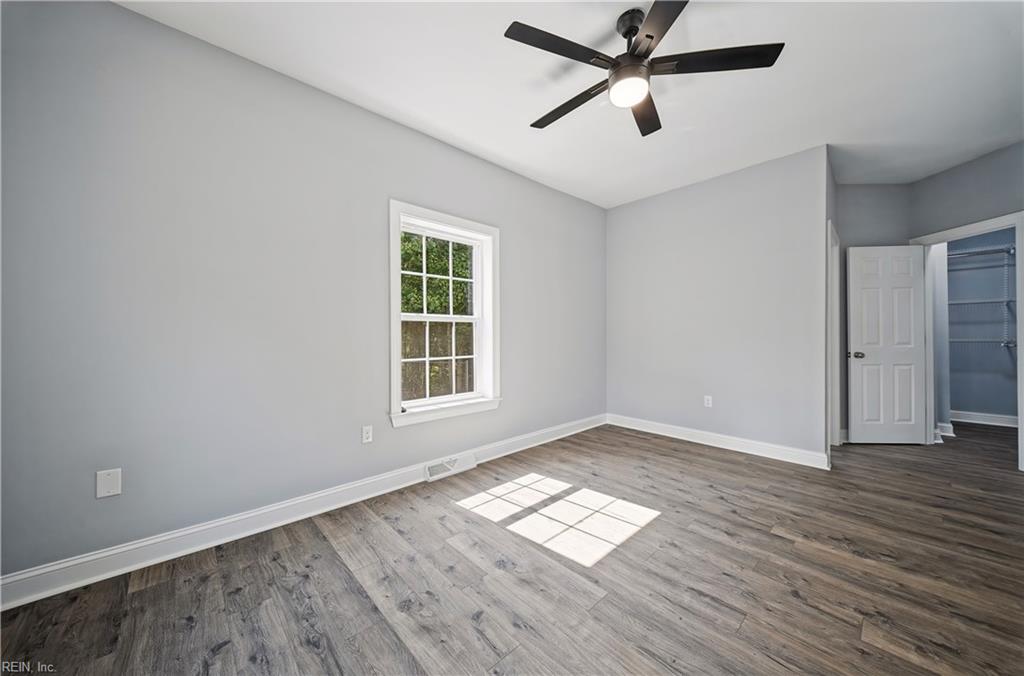5101 James St Property Photo 15