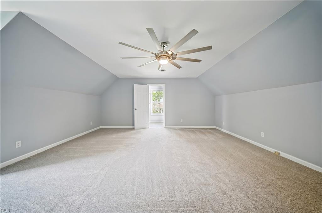 5101 James St Property Photo 34