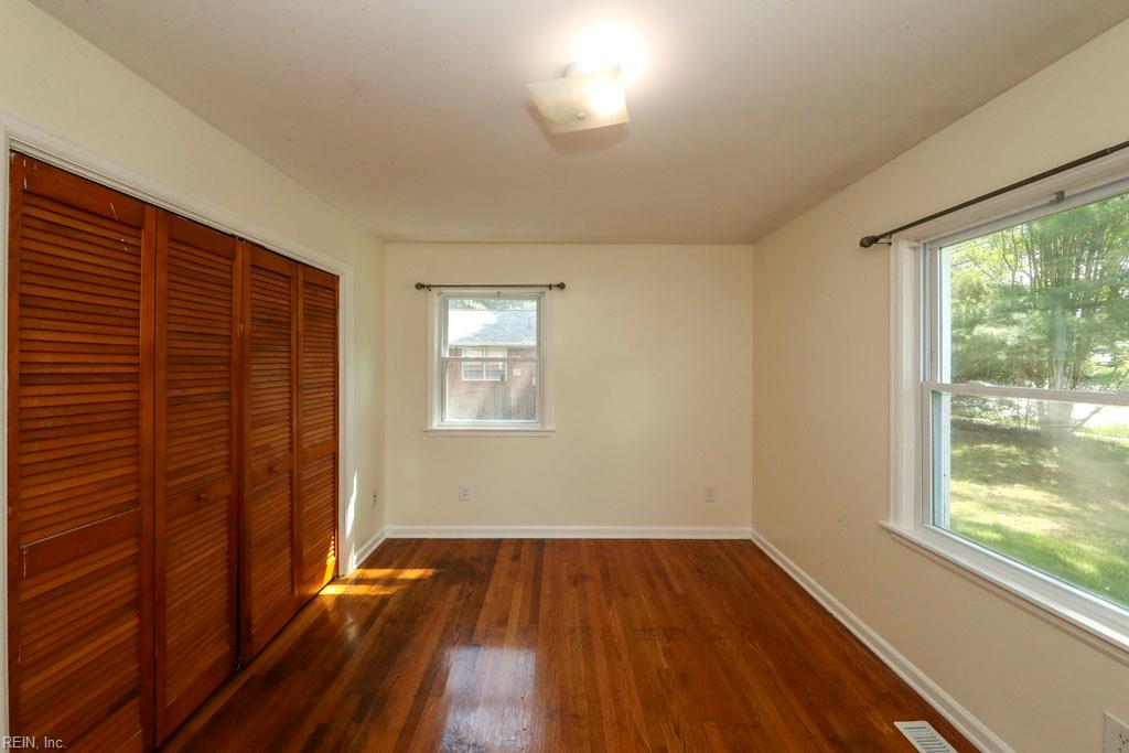 317 Beechmont Dr Property Photo 8