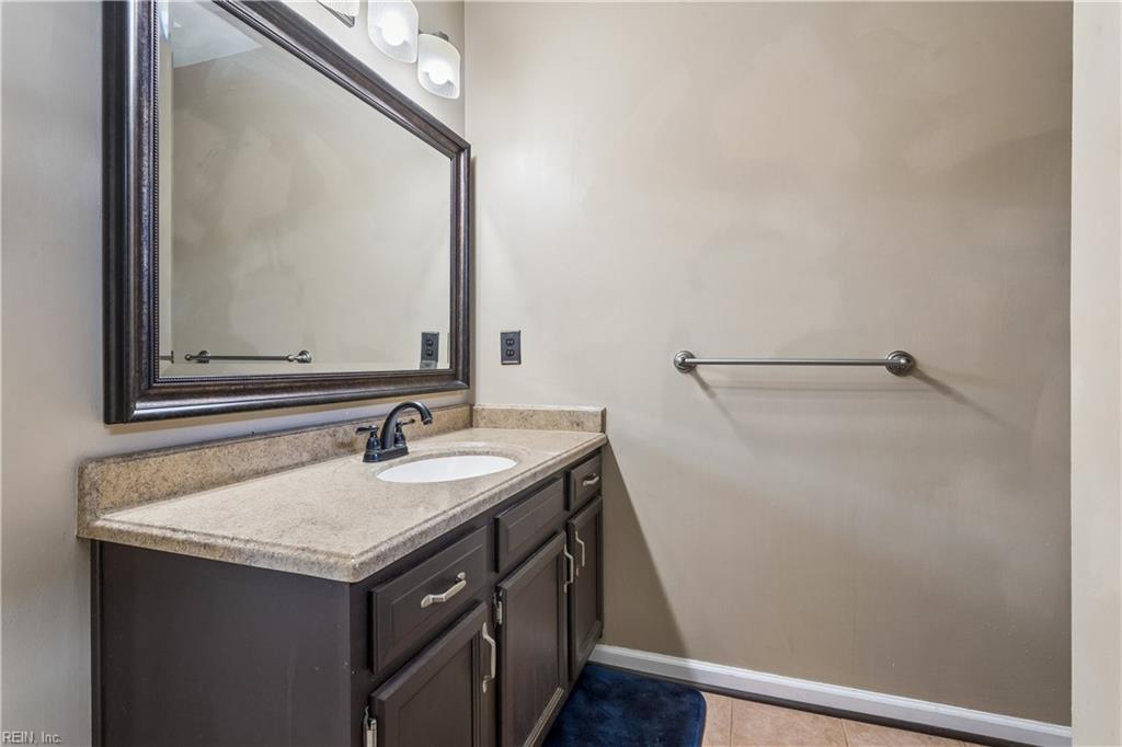 305 Greenfield Cres Property Photo 19