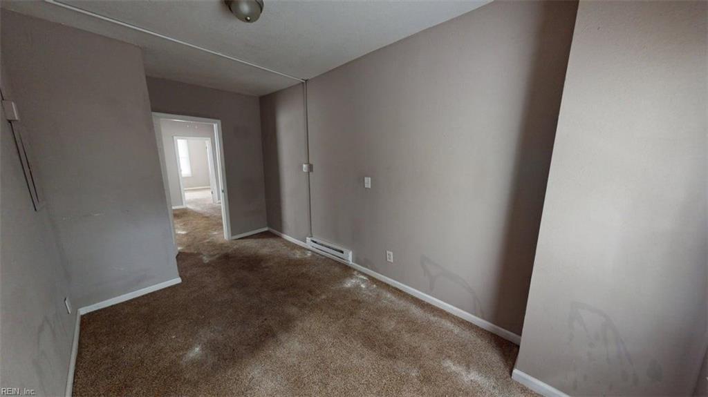 1121 35th St Property Photo 23