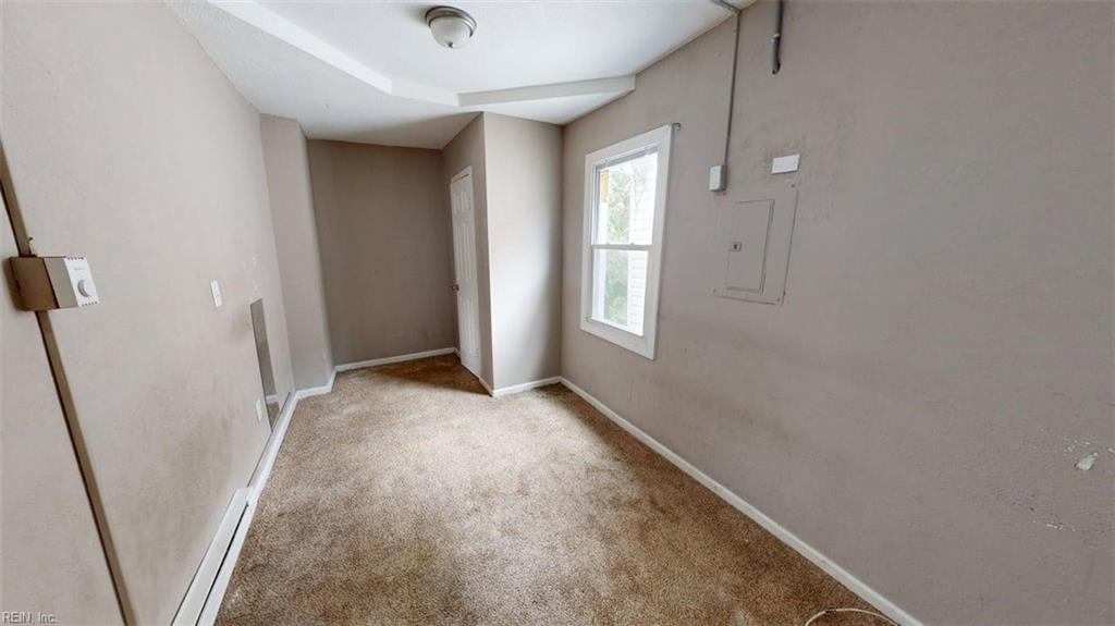 1121 35th St Property Photo 34
