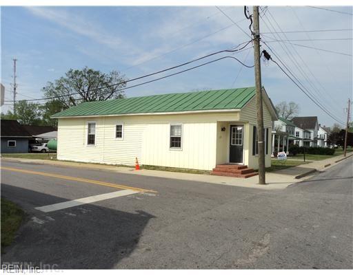 226 Wilson Ave Property Photo 1