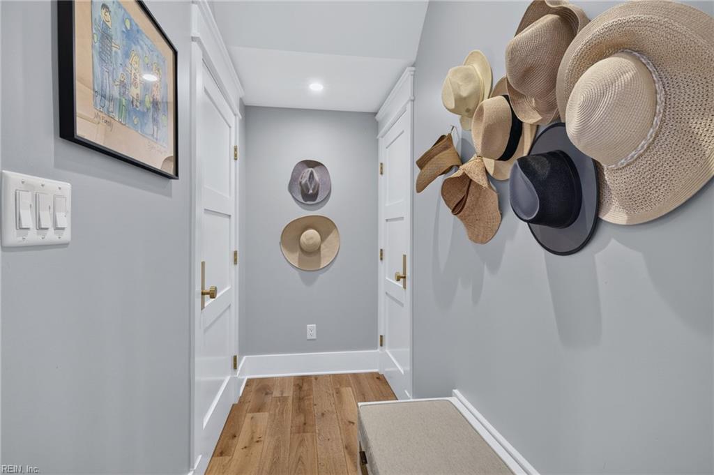 112 69th St Property Photo 18