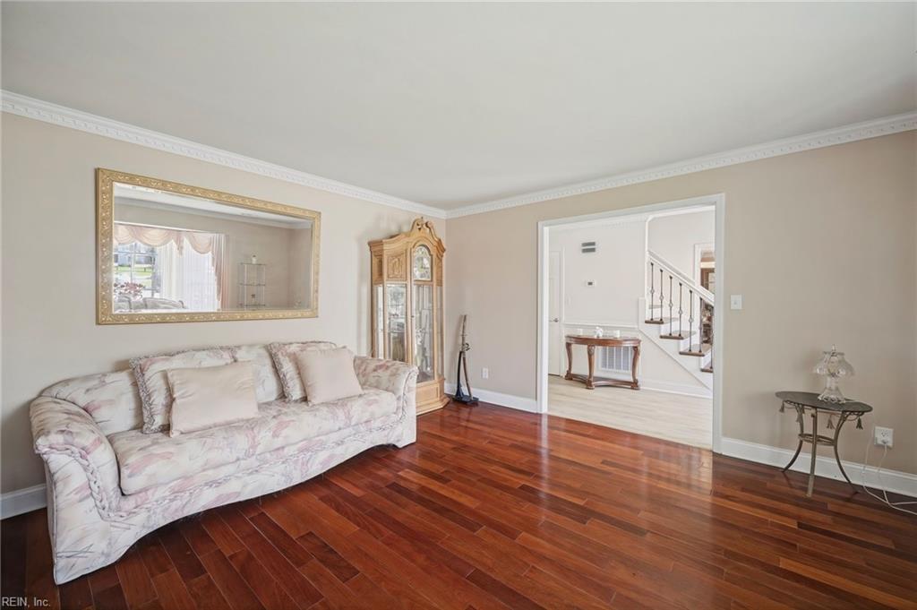 1608 Willimantic Ct Property Photo 7