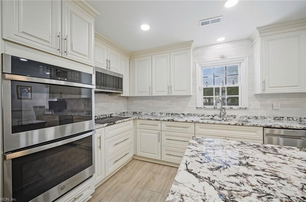 1608 Willimantic Ct Property Photo 11