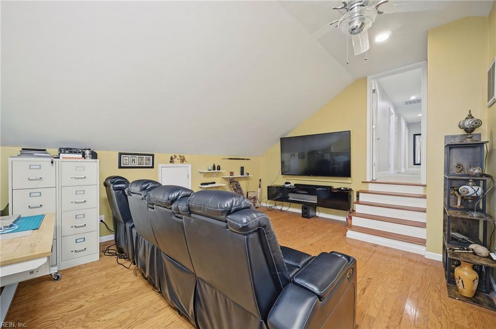 1608 Willimantic Ct Property Photo 20