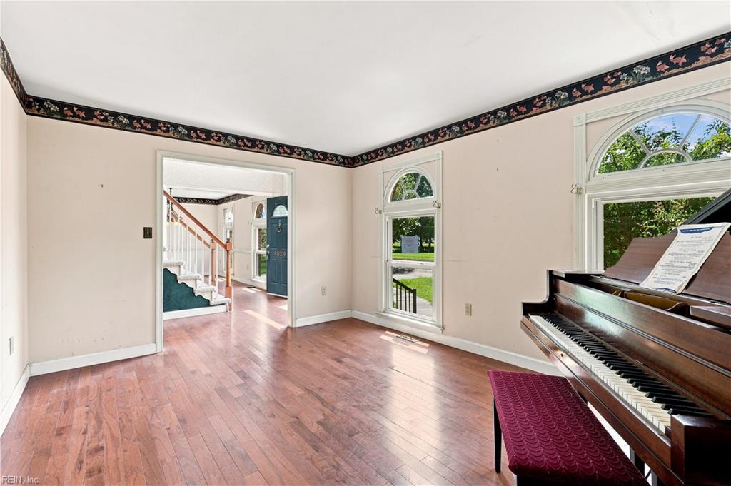 4624 Berrywood Rd Property Photo 4