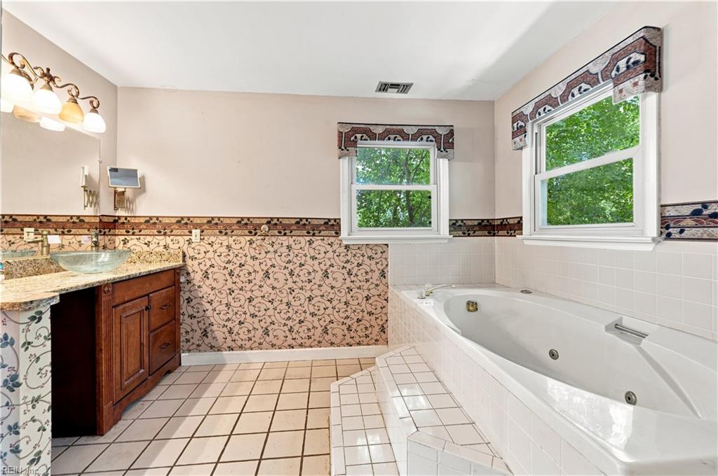 4624 Berrywood Rd Property Photo 30