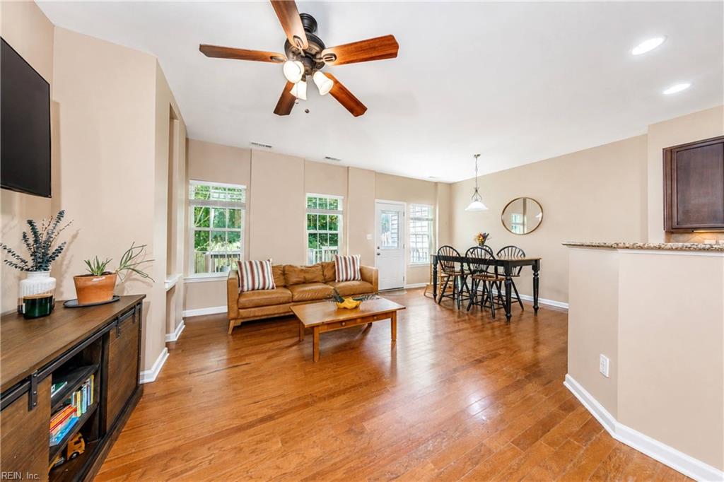 4675 Revolutionary Way Property Photo 9