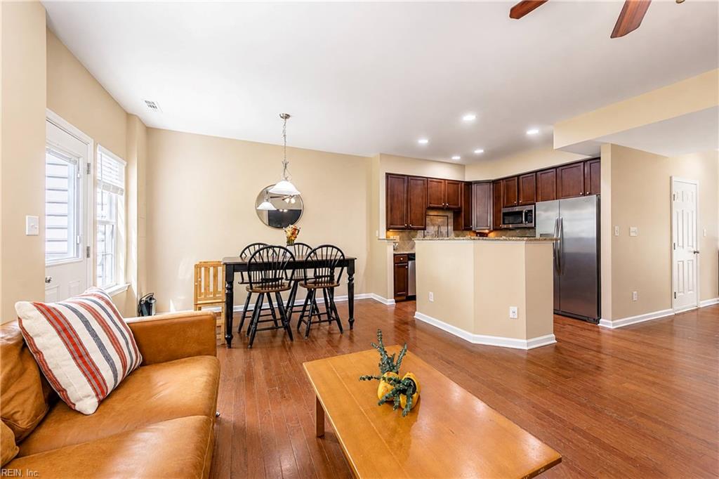 4675 Revolutionary Way Property Photo 12