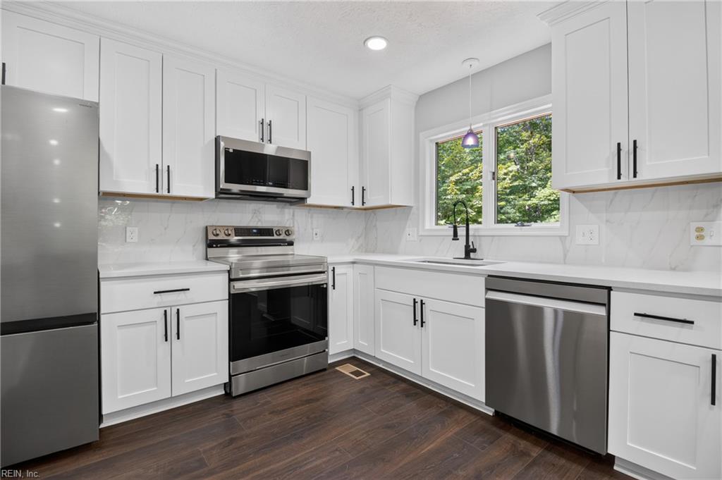 109 Barlows Rn Property Photo 13