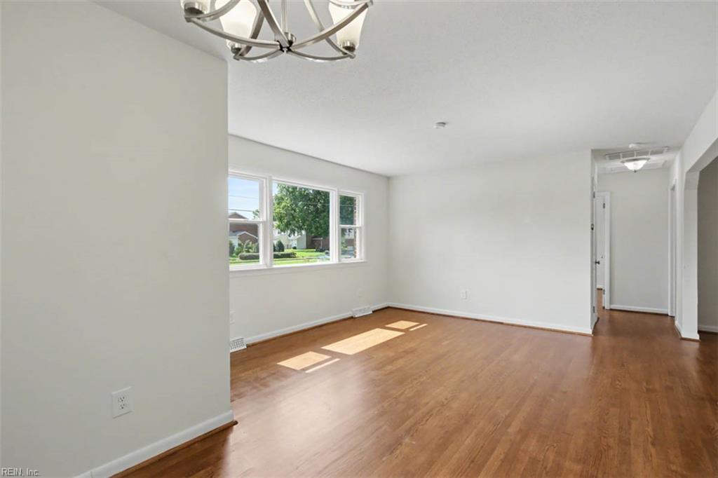 8536 Orcutt Ave Property Photo 12