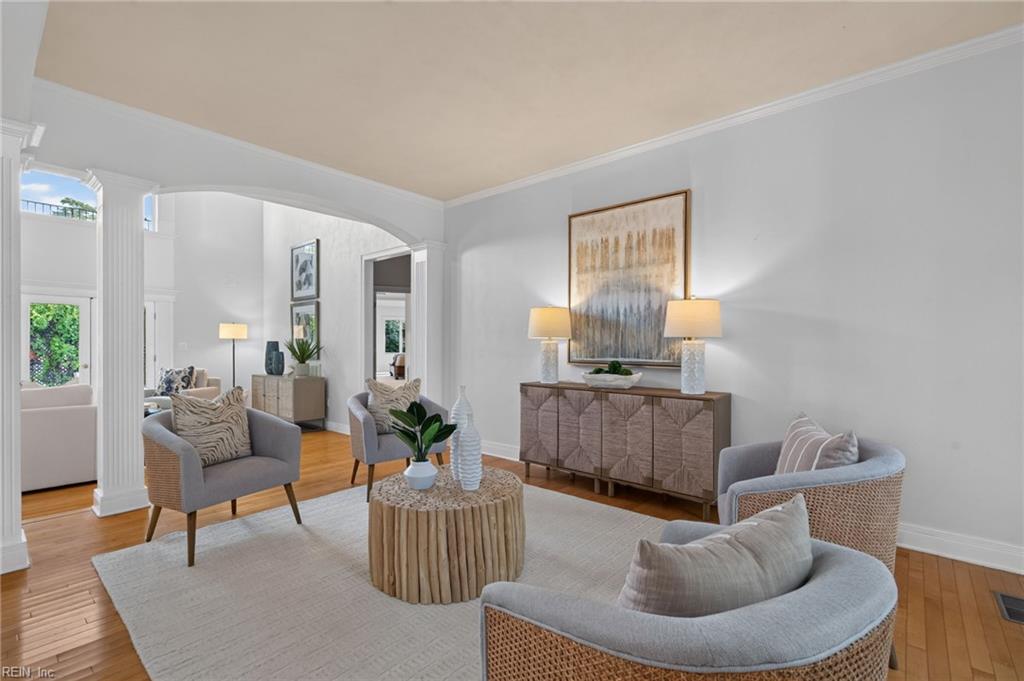 1500 Chandon Cres Property Photo 5