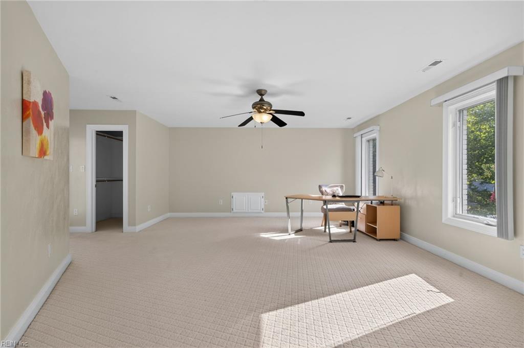 1500 Chandon Cres Property Photo 39