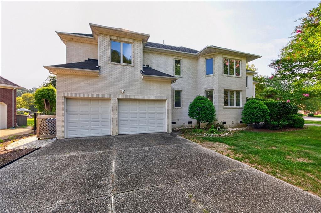 1500 Chandon Cres Property Photo 45