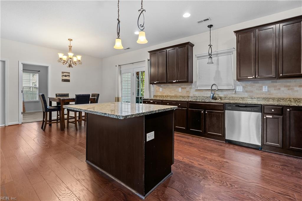 7104 Clarion Ln Property Photo 12
