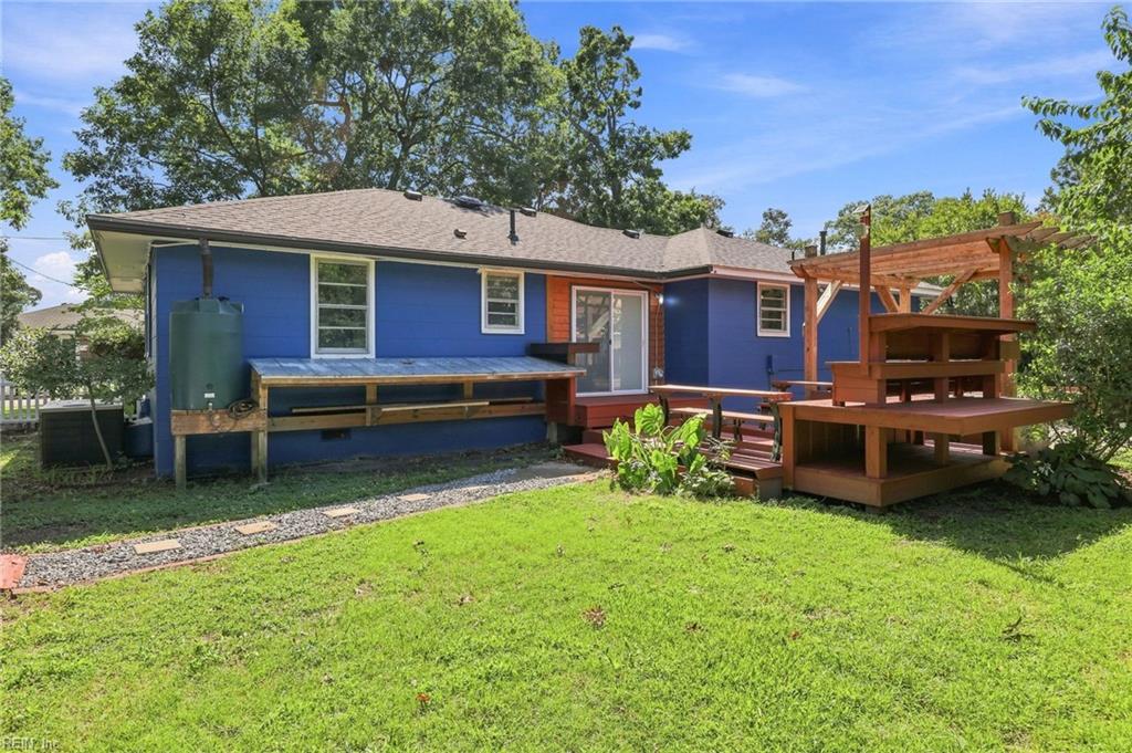 1208 Pineview Ave Property Photo 15